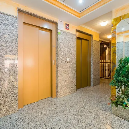 With Parking By The Sea In Daire Torrevieja